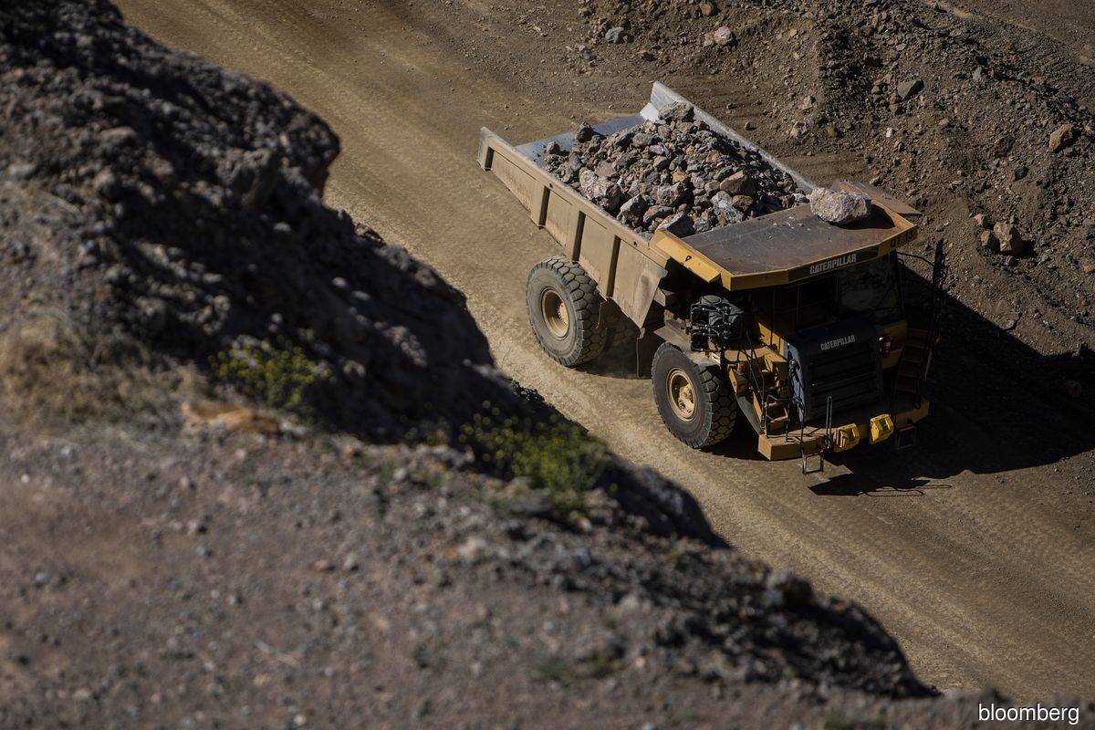China's coal shortage to ease in coming months, industry body says