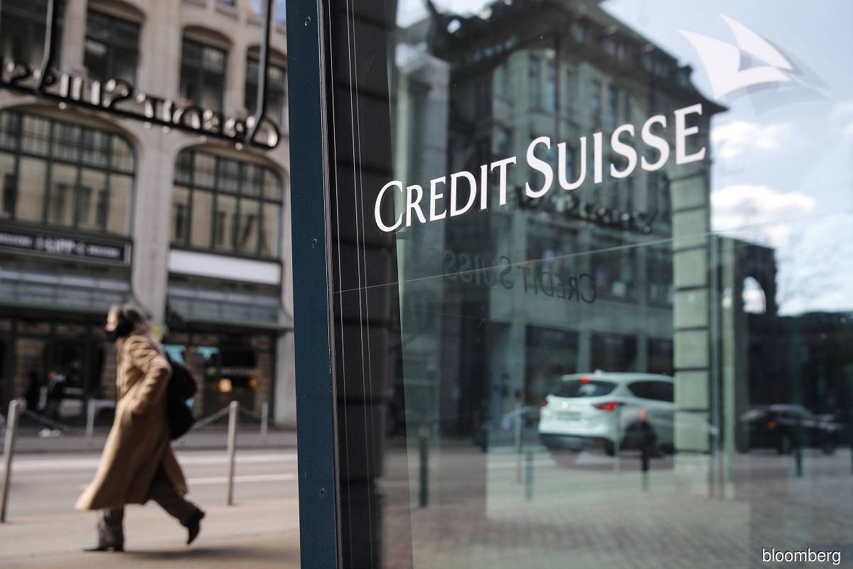 UK banks may write off £41 bil in loans due to recession, Credit Suisse says