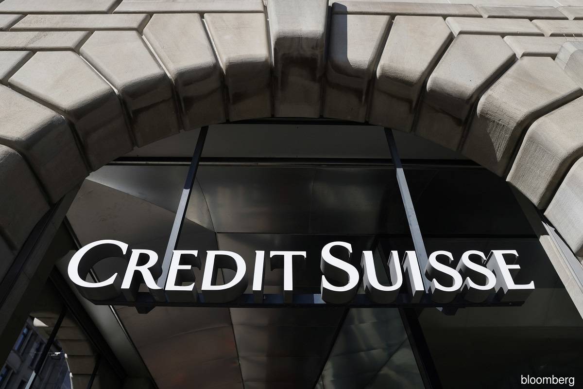 Credit Suisse set to end losing streak as chairman calms markets