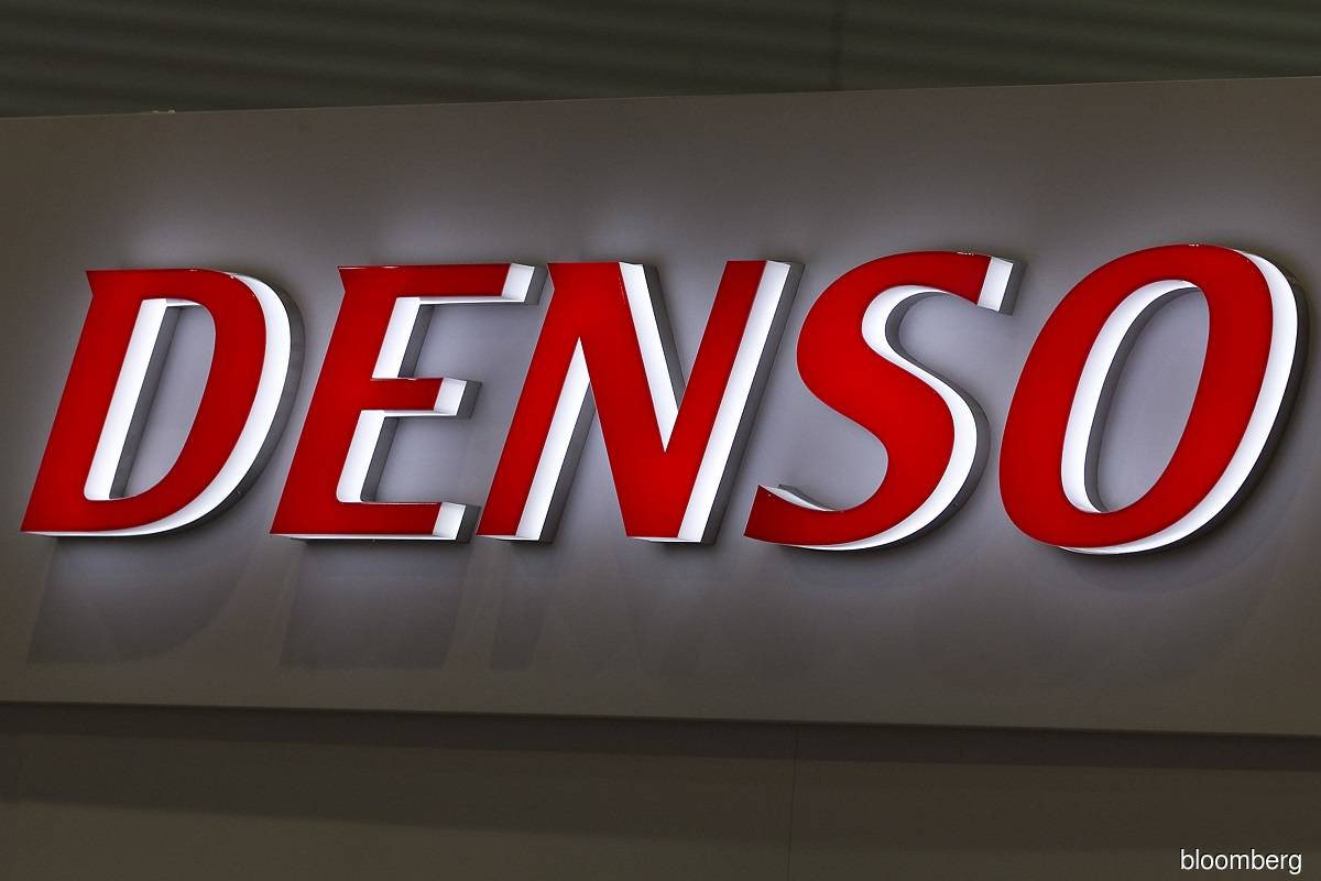 Top Toyota supplier Denso mulling US$3.1 bil chip unit spin-off