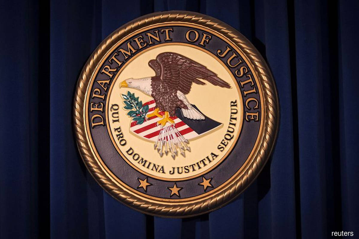 U.S. Justice Department to step up prosecution of unruly air passengers
