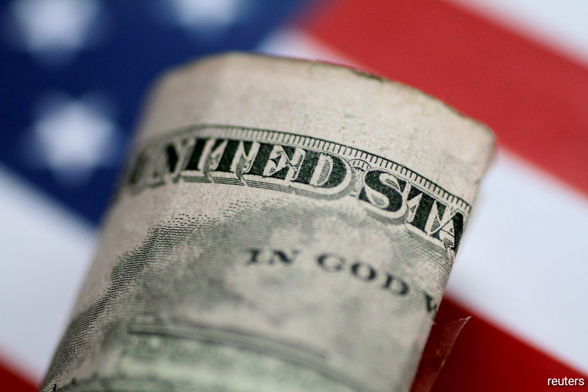 Dollar sags as Fed decision looms; yen and Aussie rise