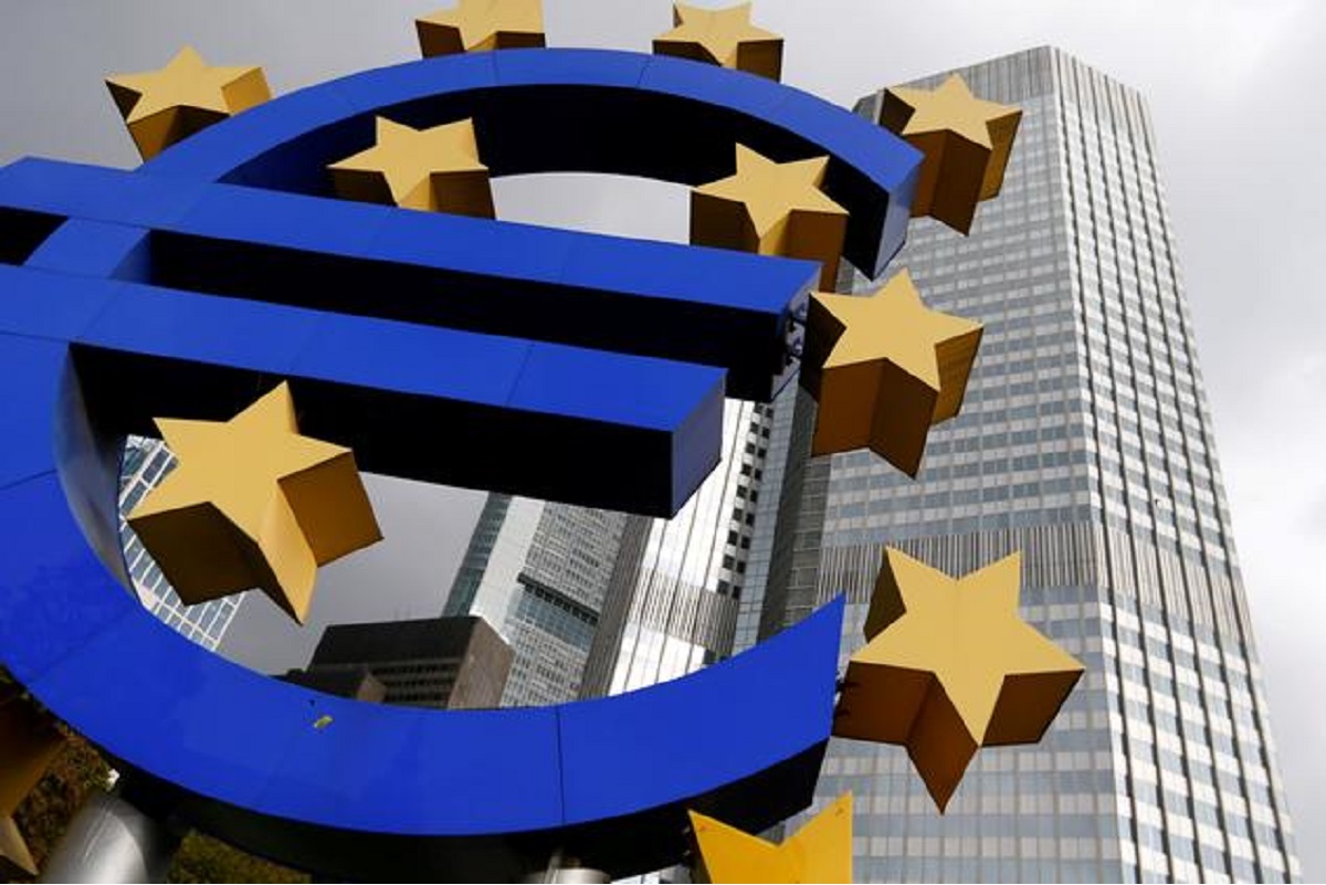 Euro zone inflation drop adds to ECB stimulus case