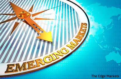 Emerging stocks set for best Jan since 2012; lira lags