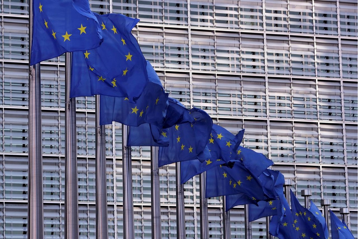 EU lawmakers pass strict new rules affecting big US tech