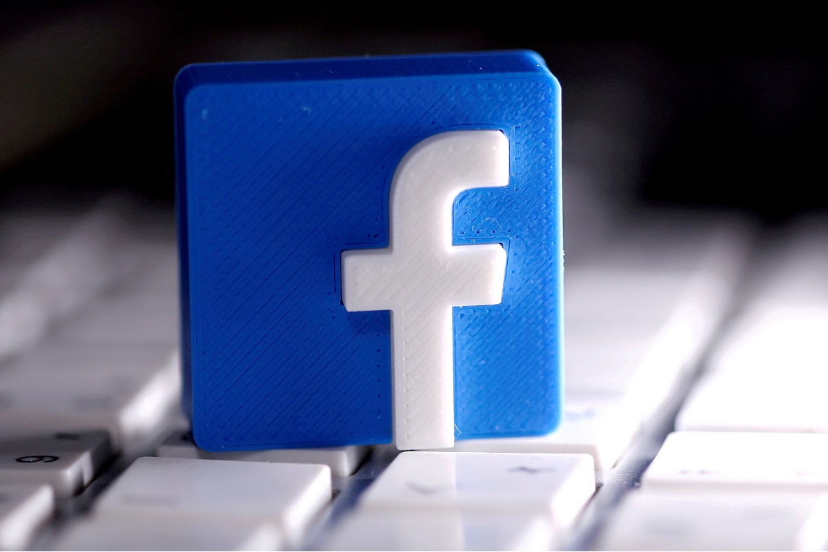 Australia challenges Facebook to back anti-troll defamation law