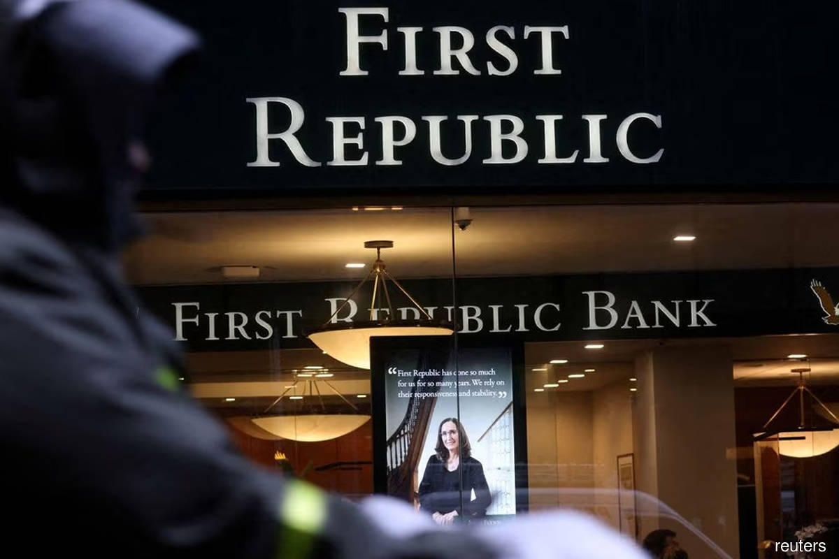 First Republic dives 47% to record low on downgrade, bank talks