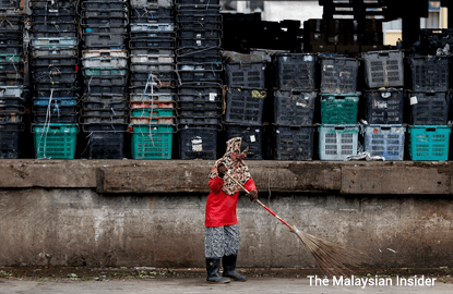 World Bank study shows Malaysians don’t lose jobs to foreign workers