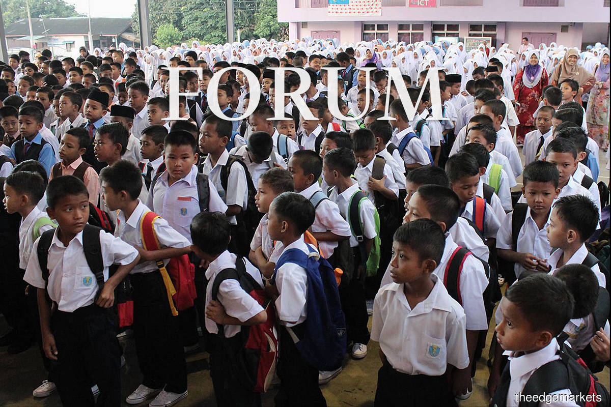 Edunation: Flip-flopping on the Dual Language Programme