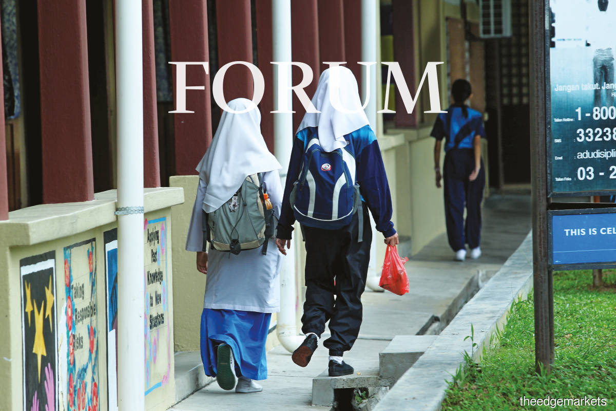 An indicator for Malaysia’s economic development is the probability of cabinet ministers and senior government officials sending their children to public primary and secondary schools in their own country. (Photo by The Edge)