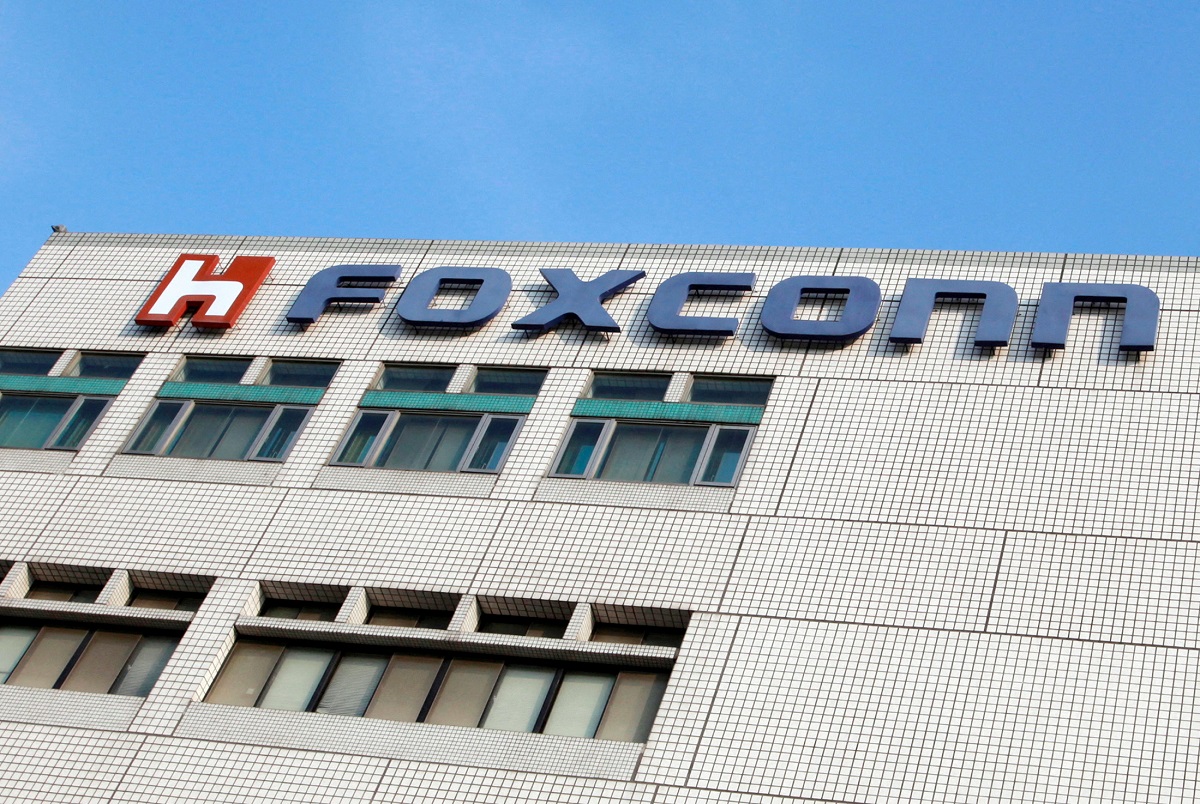 Apple supplier Foxconn's 1Q profit up 5%, in line with market view