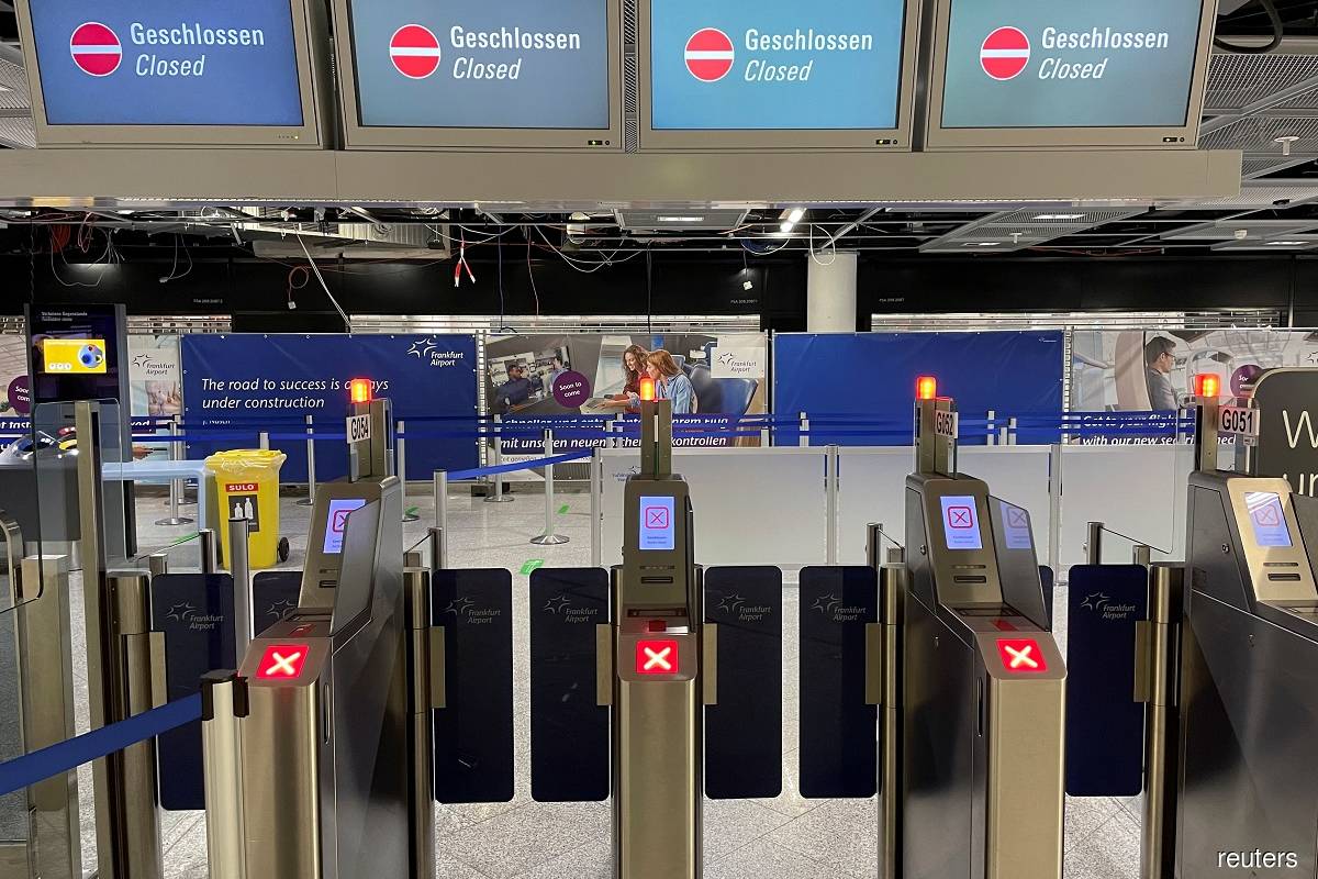 Operator warns of 'massive disruptions' in German airports strike