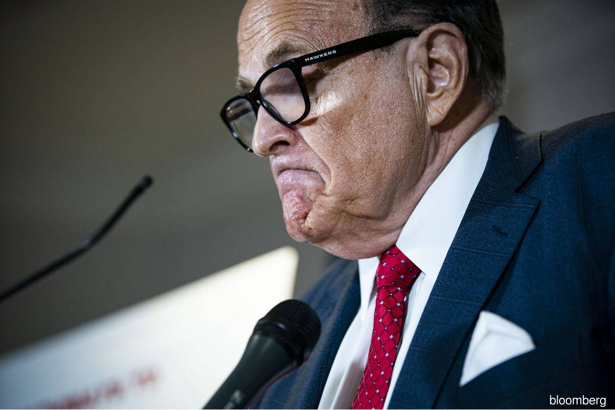 Giuliani says Feds raided his iCloud as well as apartment