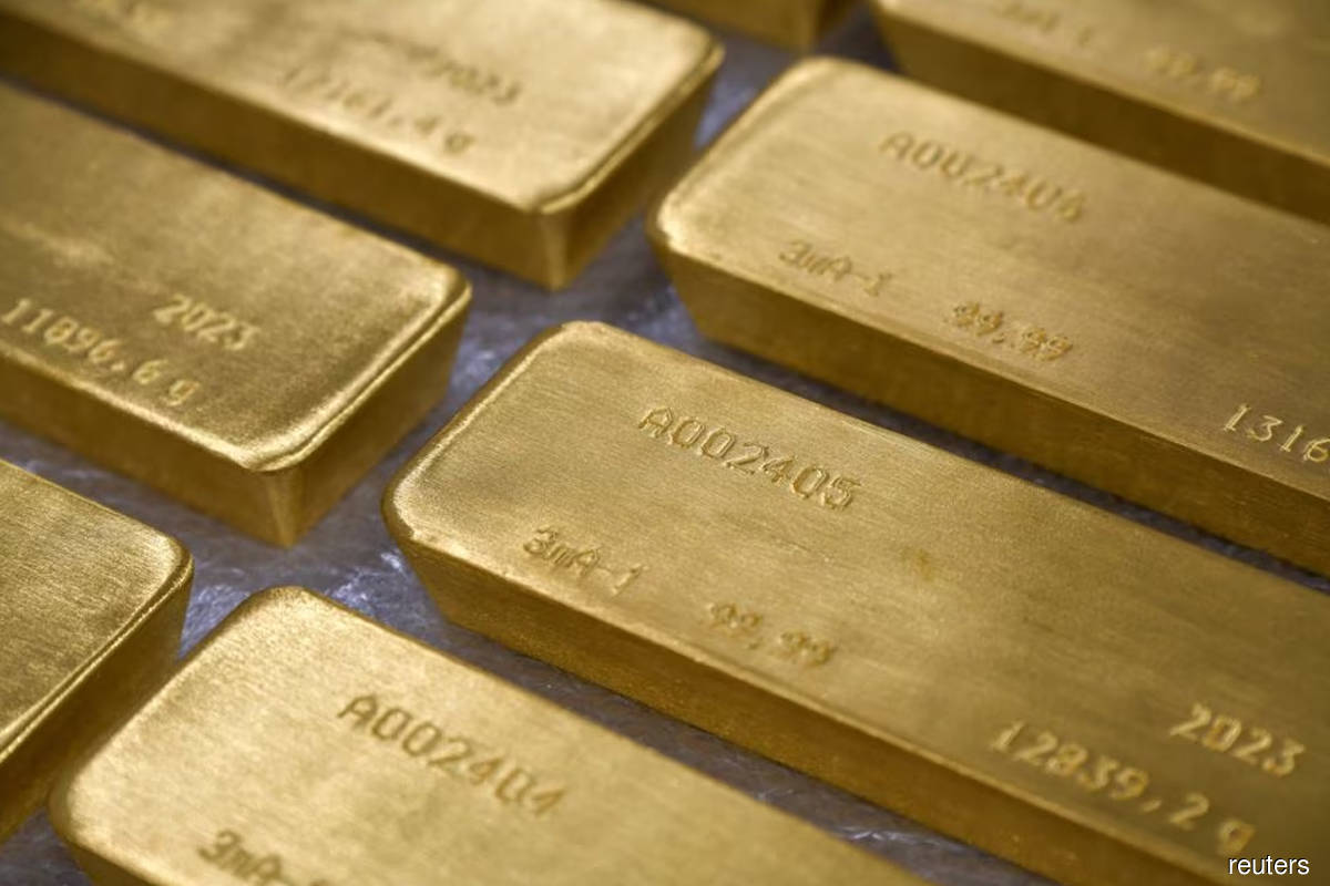 Experts see gold prices reaching US$2,000 by year end — report