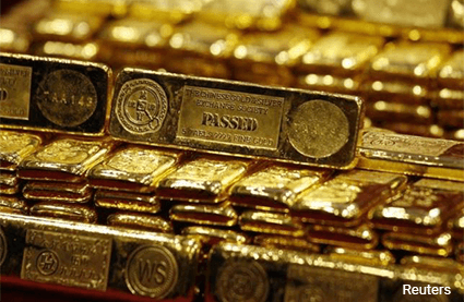 Gold on track for worst month since June 2013 on looming rate hike