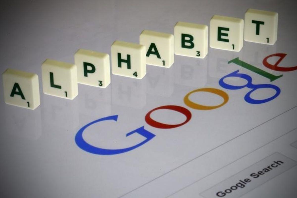 Google parent Alphabet weighs offer for HubSpot, sources say