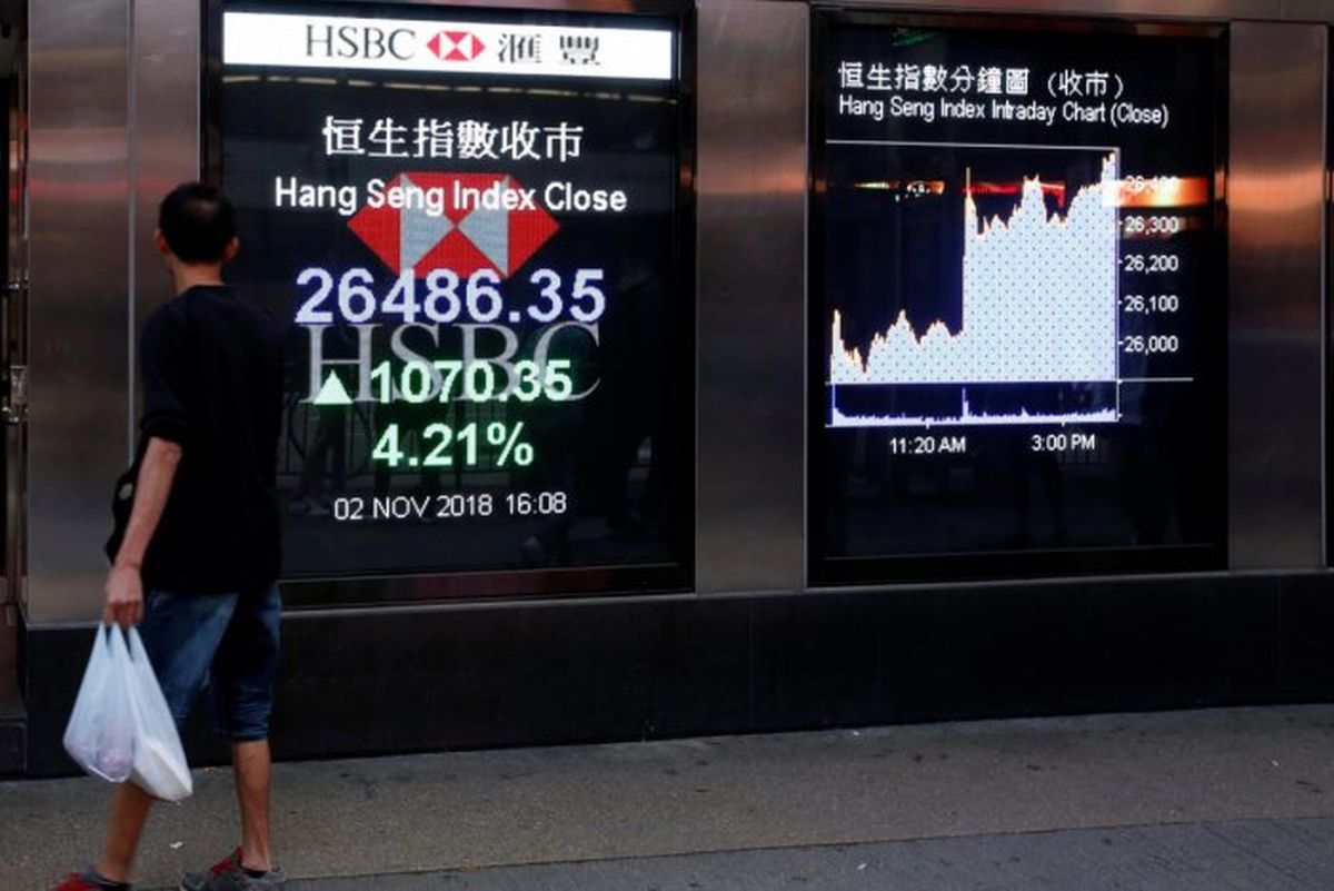 China stocks fall as Sino-US tensions rise