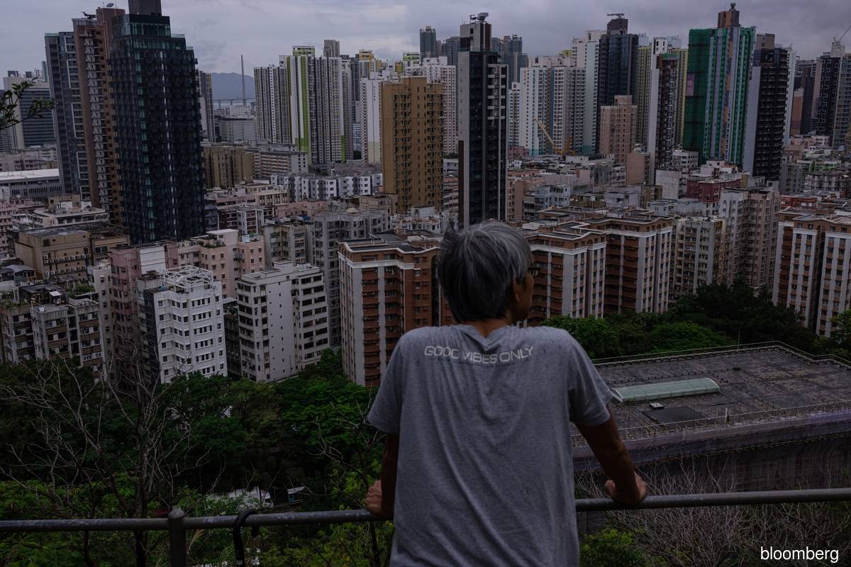 Xi calls on Hong Kong’s new government to build bigger homes