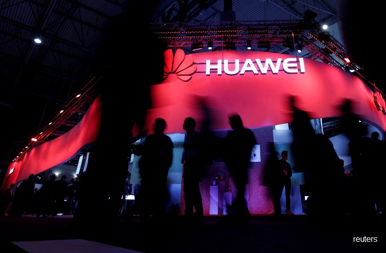 Huawei reviews Fedex relationship after packages diverted Huawei reviews Fedex relationship after packages diverted