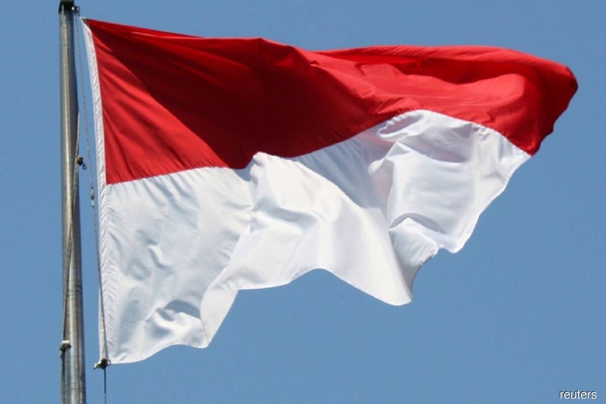 Indonesian unions expect higher wages after court ruling