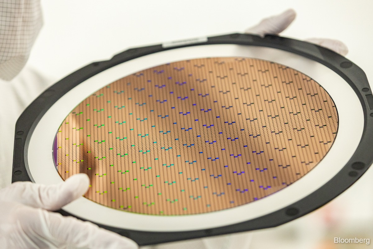 Infineon to open German chip fab as part of EU sovereignty push
