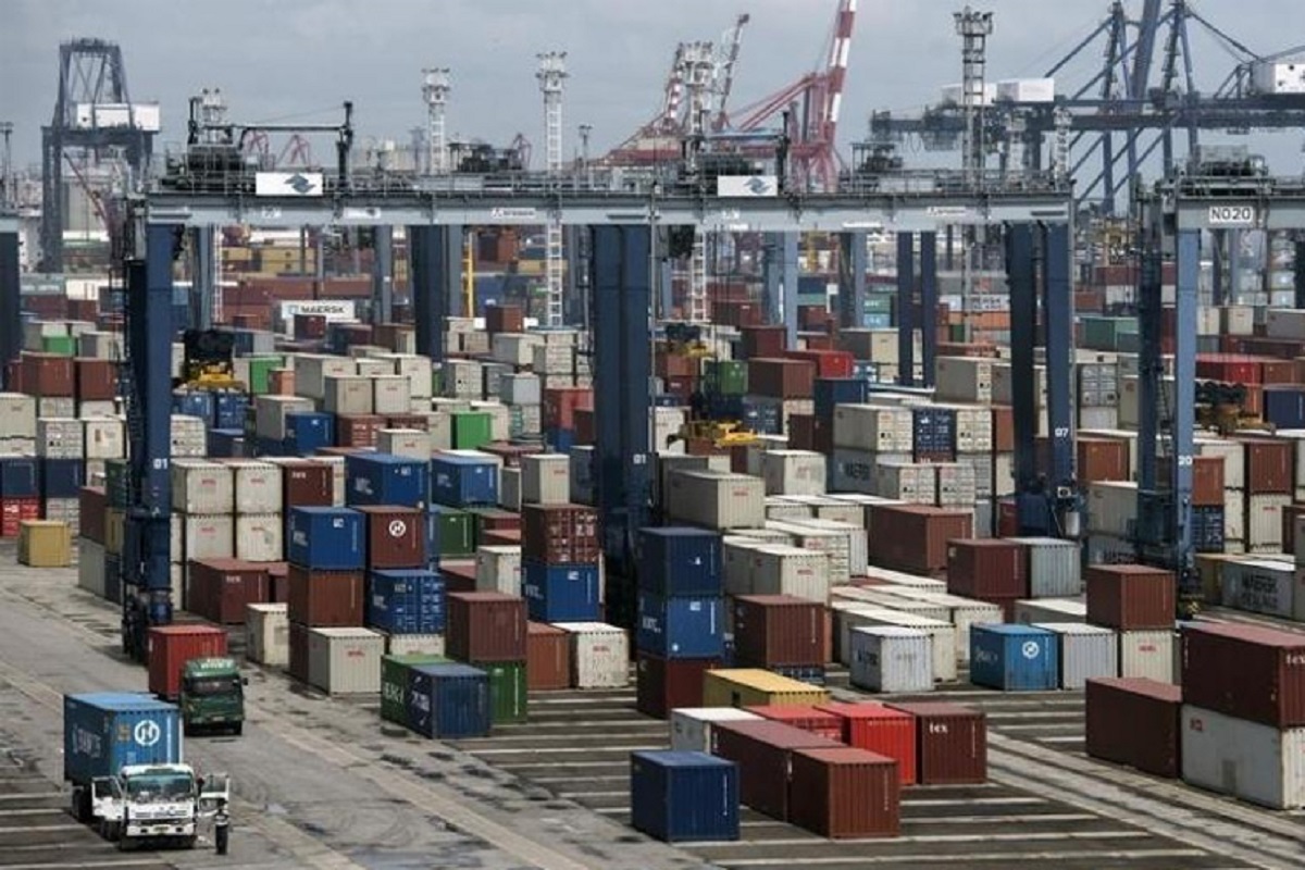 Indonesian exports, imports surge in May amid boom in commodity prices