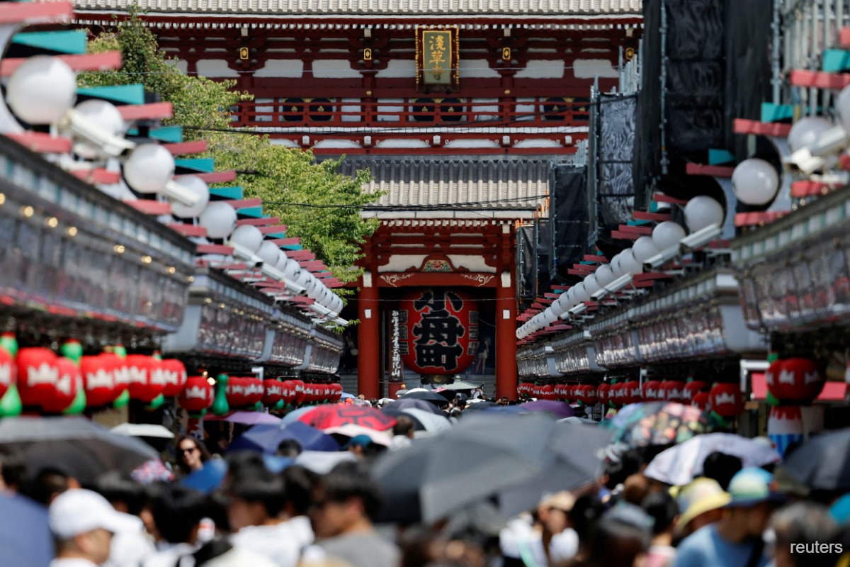 日本零售业和旅游股因与中国签订旅游协议而上涨