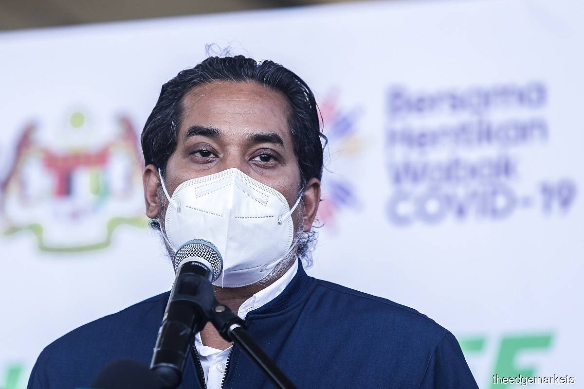 Khairy: Sarawak to start administering Covid-19 vaccine booster shots in October | The Edge Markets