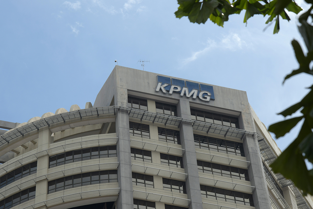 KPMG UK CEO says audit fees will increase despite complaints
