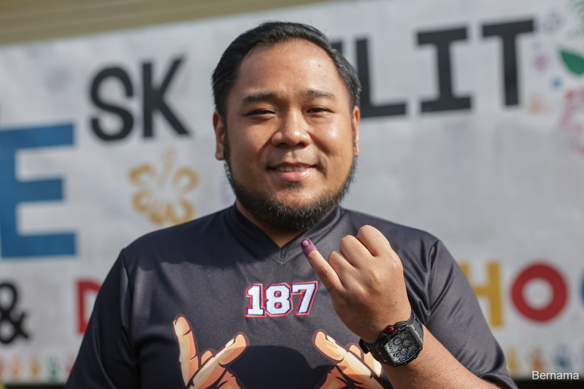 Mestron bags RM10 mil contract from Singapore steel pole maker