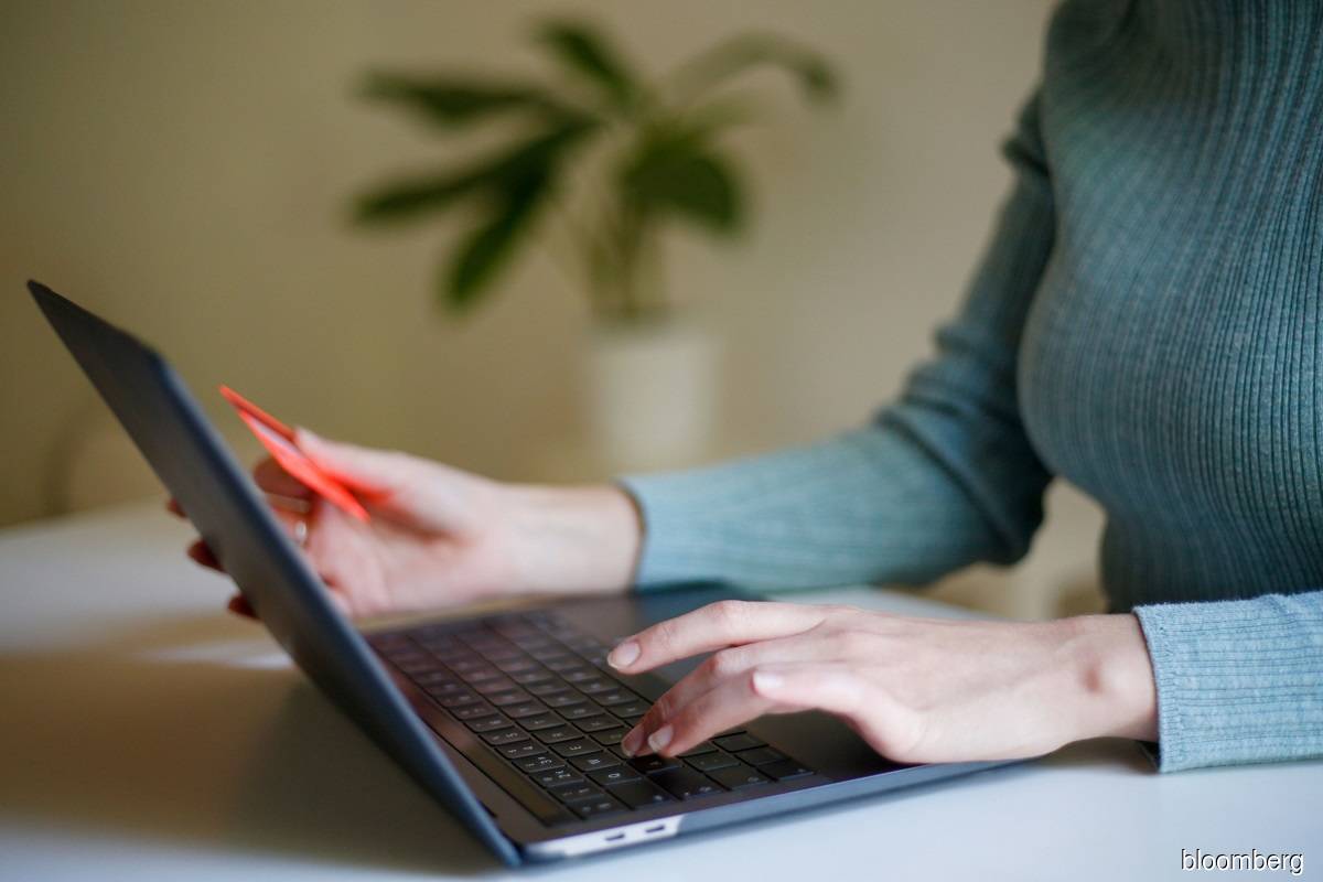Noticeable rise in mobile banking, internet banking subscribers