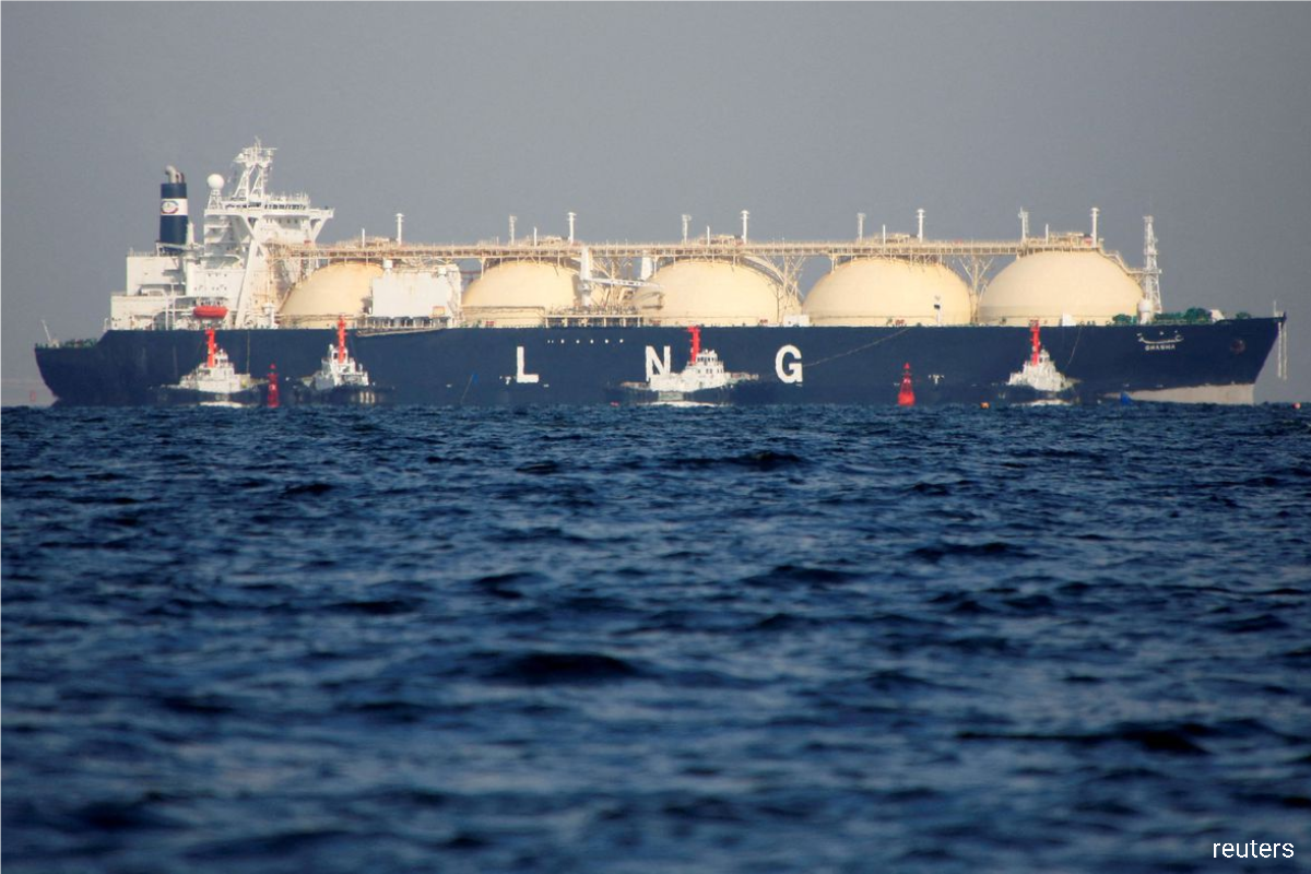 Global natural gas crisis dampens momentum for 'cleaner' LNG