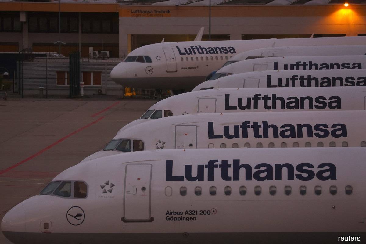 Lufthansa prepares new offer to pilots to avert two-day strike