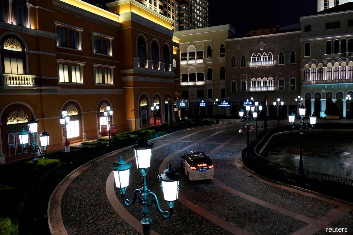 Macau mulls casino tax cut as gaming revenue plummets