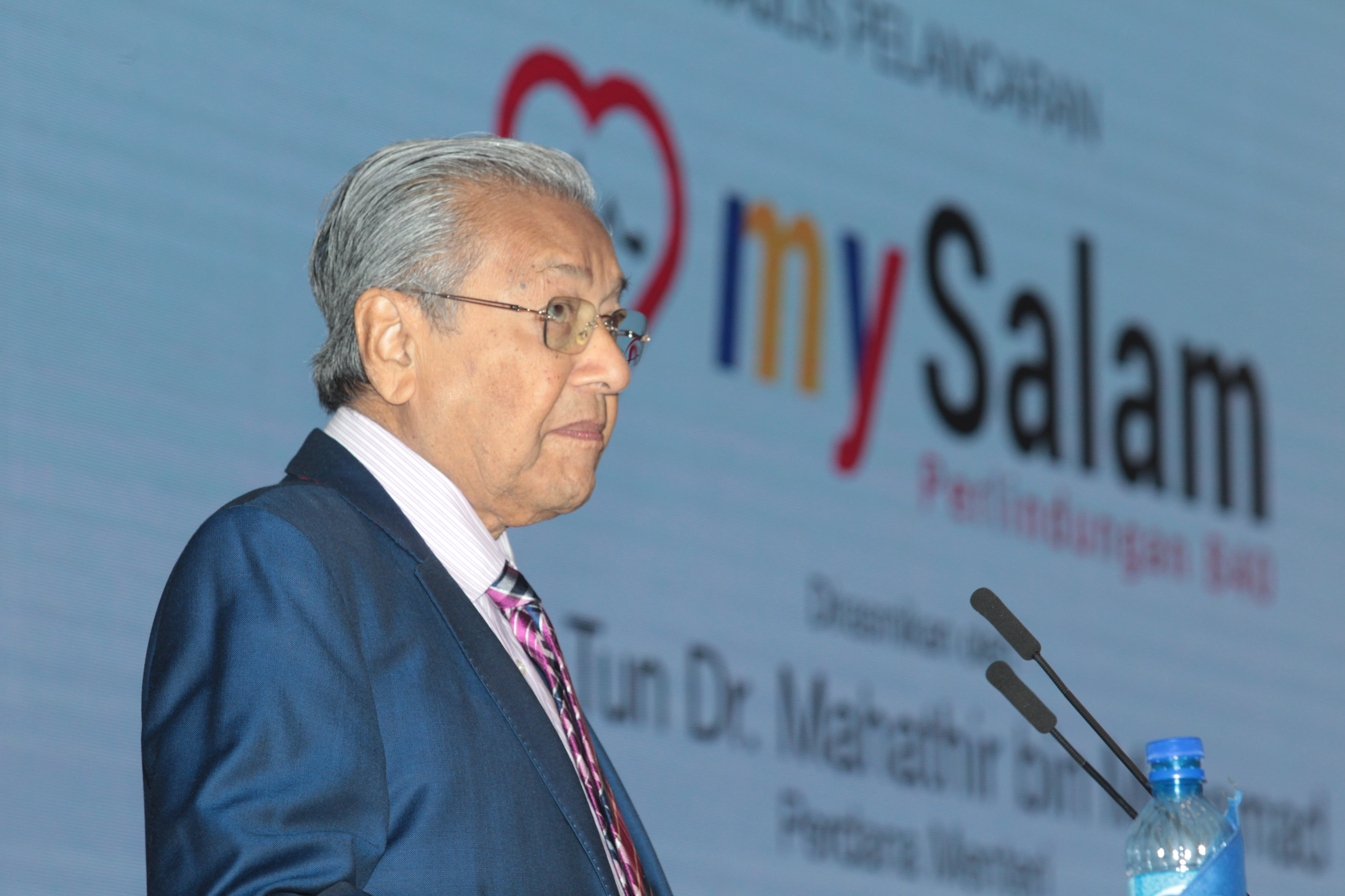 Dr Mahathir says 'not sure, not aware' whether ECRL contract terminated