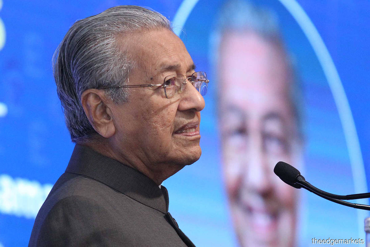 Dr Mahathir and four others going to court over appointment of Speaker, Deputy Speaker