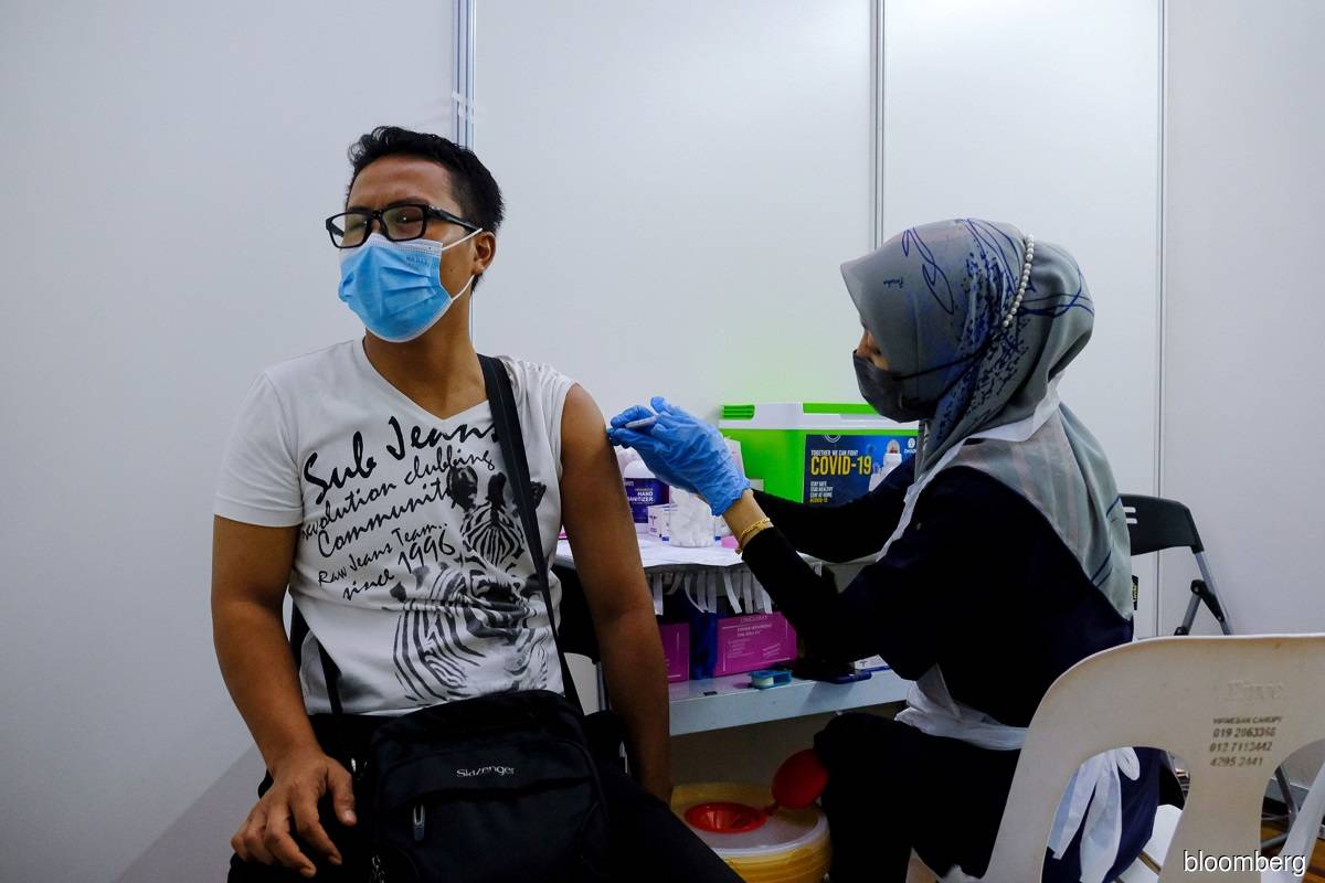 Four fully vaccinated individuals have died of Covid-19 so far, says Health D-G