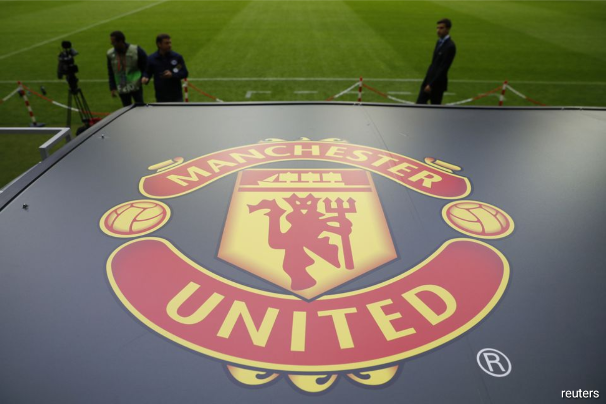 Manchester United plans to cut 250 jobs — Reuters