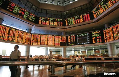 benefit traders in downtrending market 