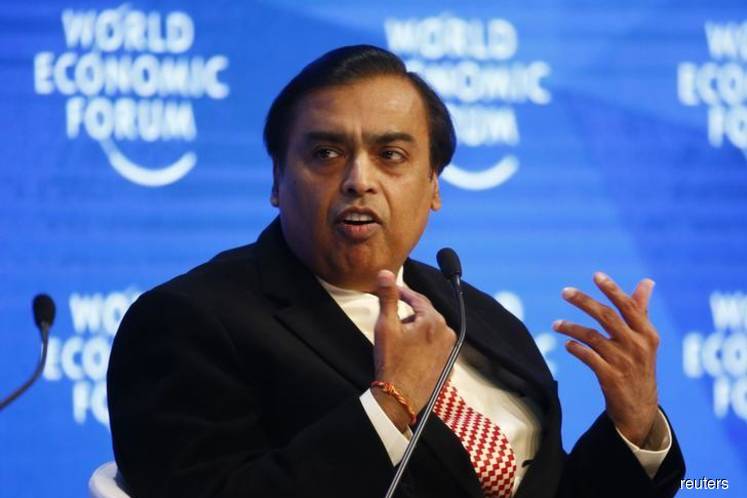Anil Ambani thanks brother Mukesh for 'timely support' in clearing RCom dues Anil Ambani thanks brother Mukesh for 'timely support' in clearing RCom dues