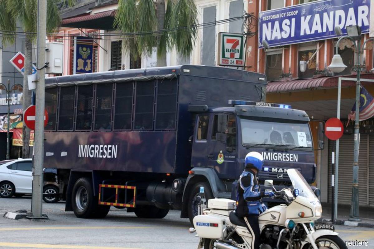 Malaysia urged to explain deportation of Myanmar detainees despite court order