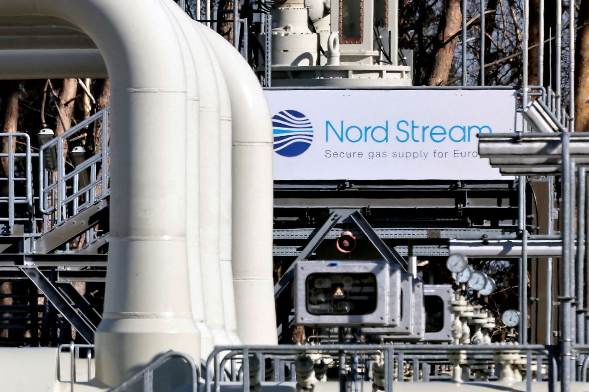 European gas jumps as Russia to further curb Nord Stream flows