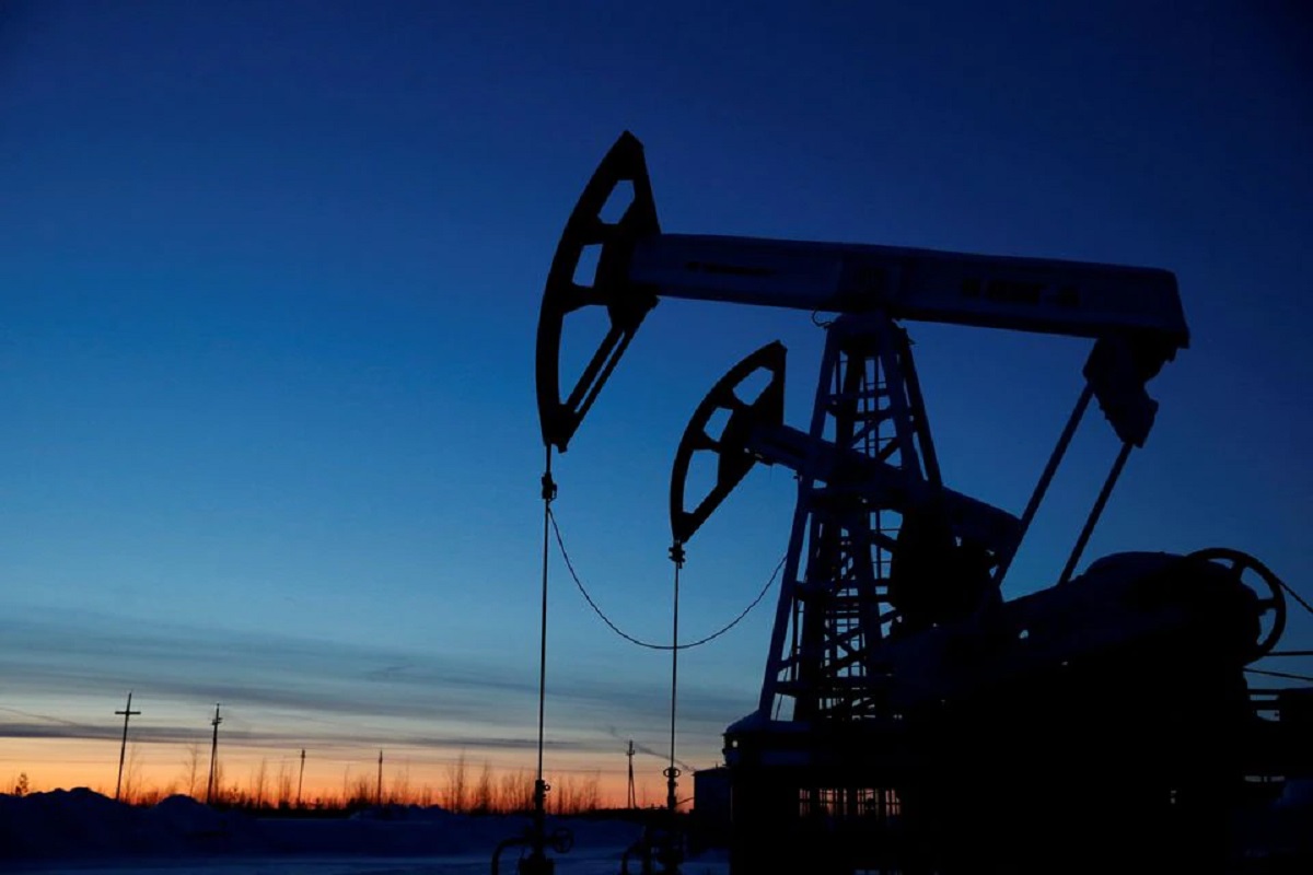 Oil prices rebound after sharp losses as supply concerns dominate
