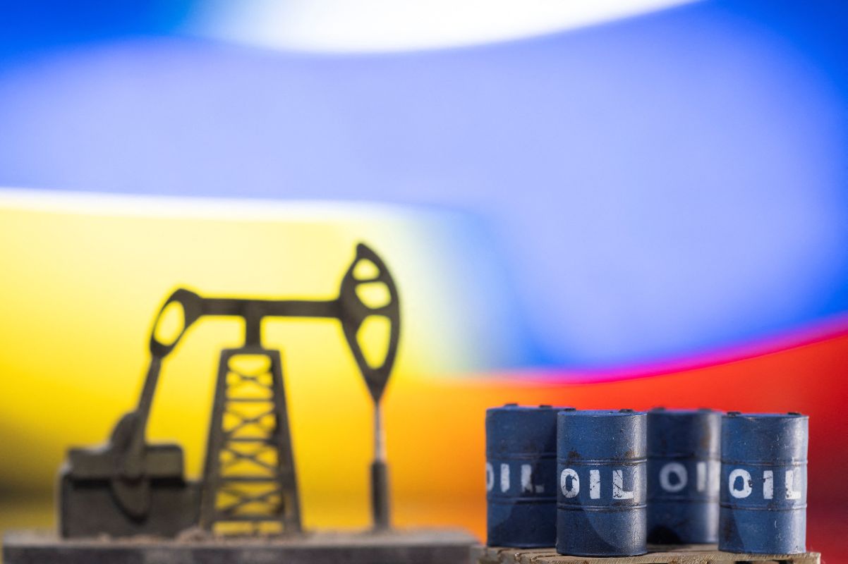 G7 Russian Oil Price Cap Applies Only To Seaborne Crude | The Edge Markets