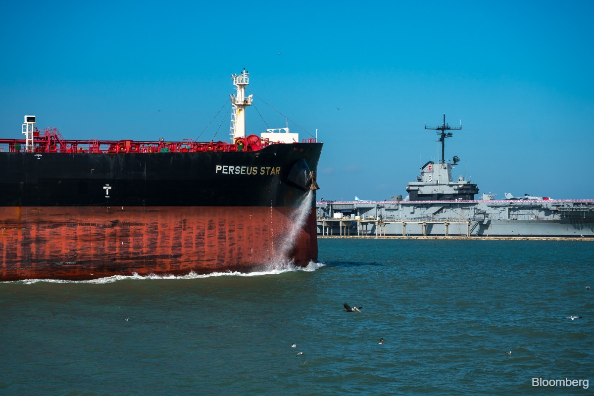 Global bond rout grows as oil jump upends interest-rate outlook