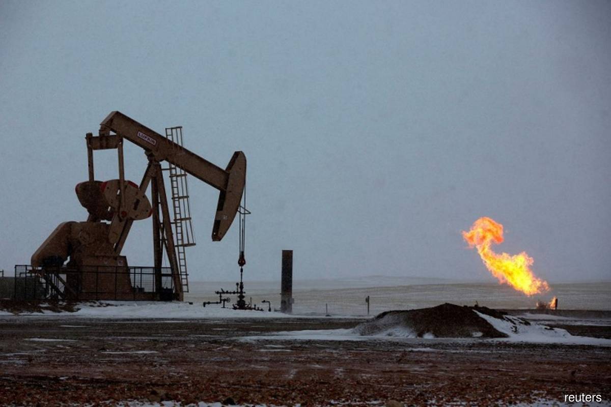 Bursa's Energy Index falls the most after oil prices plunged to eight-month low