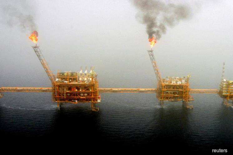 U.S. to sanction nations for importing Iranian oil U.S. to sanction nations for importing Iranian oil