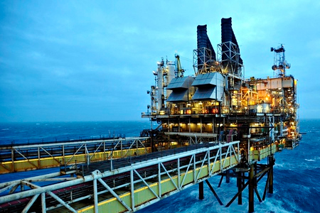 Opec meets under oil supply glut cloud