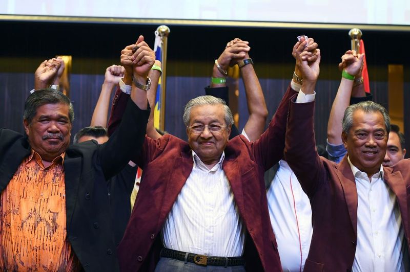 Dr Mahathir names top three ministers
