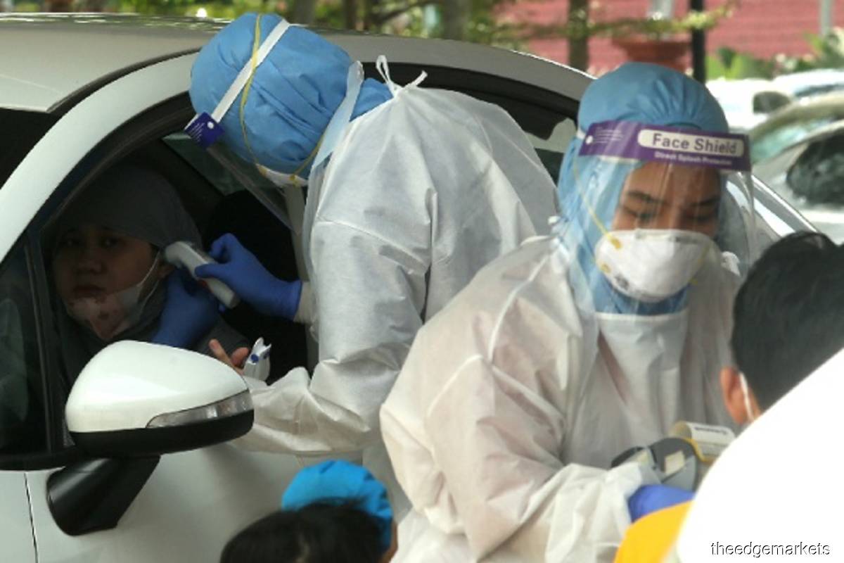 40 000 Frontliners In Sarawak To Receive Covid Vaccine From Feb 27 The Edge Markets